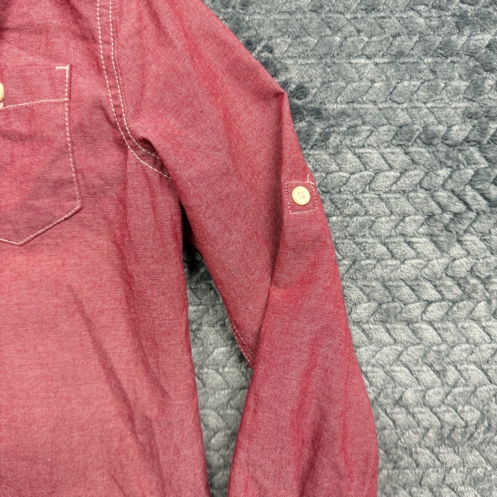 Lee Boys Red Chambray Long Sleeve Button-Down Shirt Size XL (7) - Picture 4 of 8